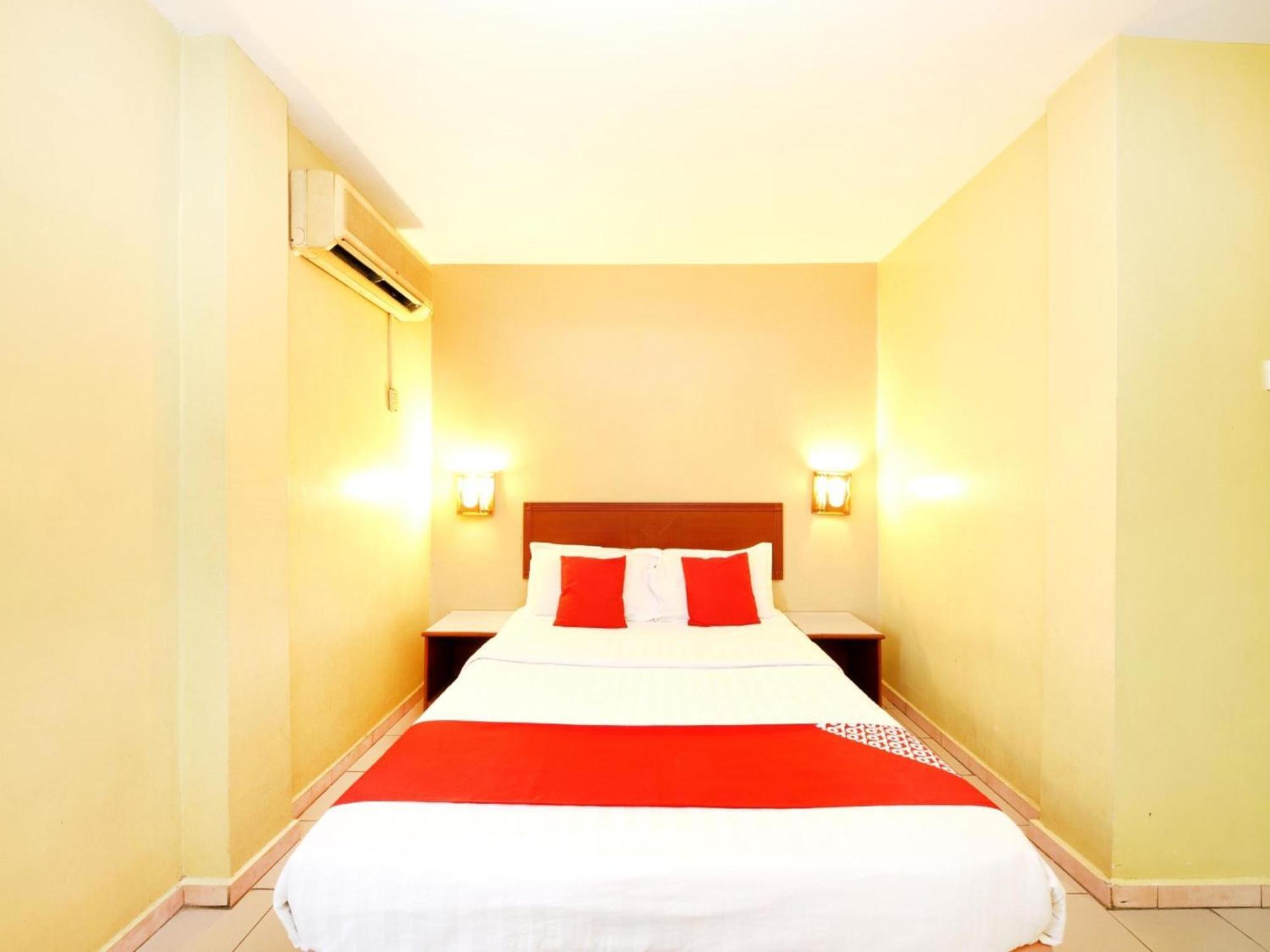 Super Oyo 447 Comfort Hotel Meru Klang Extérieur photo