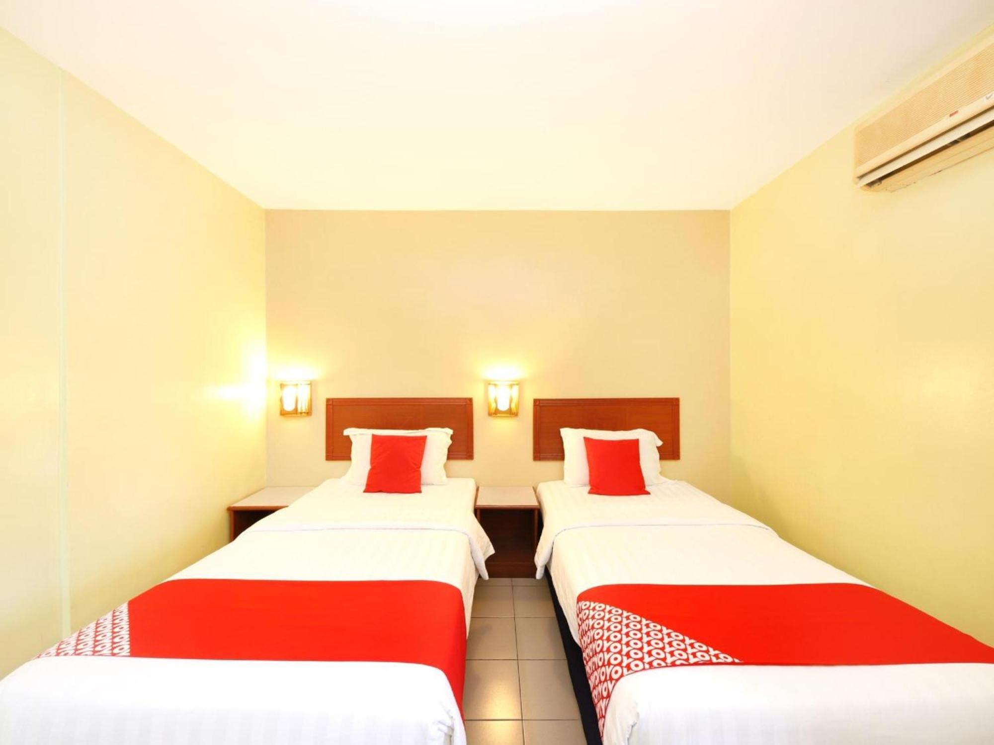 Super Oyo 447 Comfort Hotel Meru Klang Extérieur photo