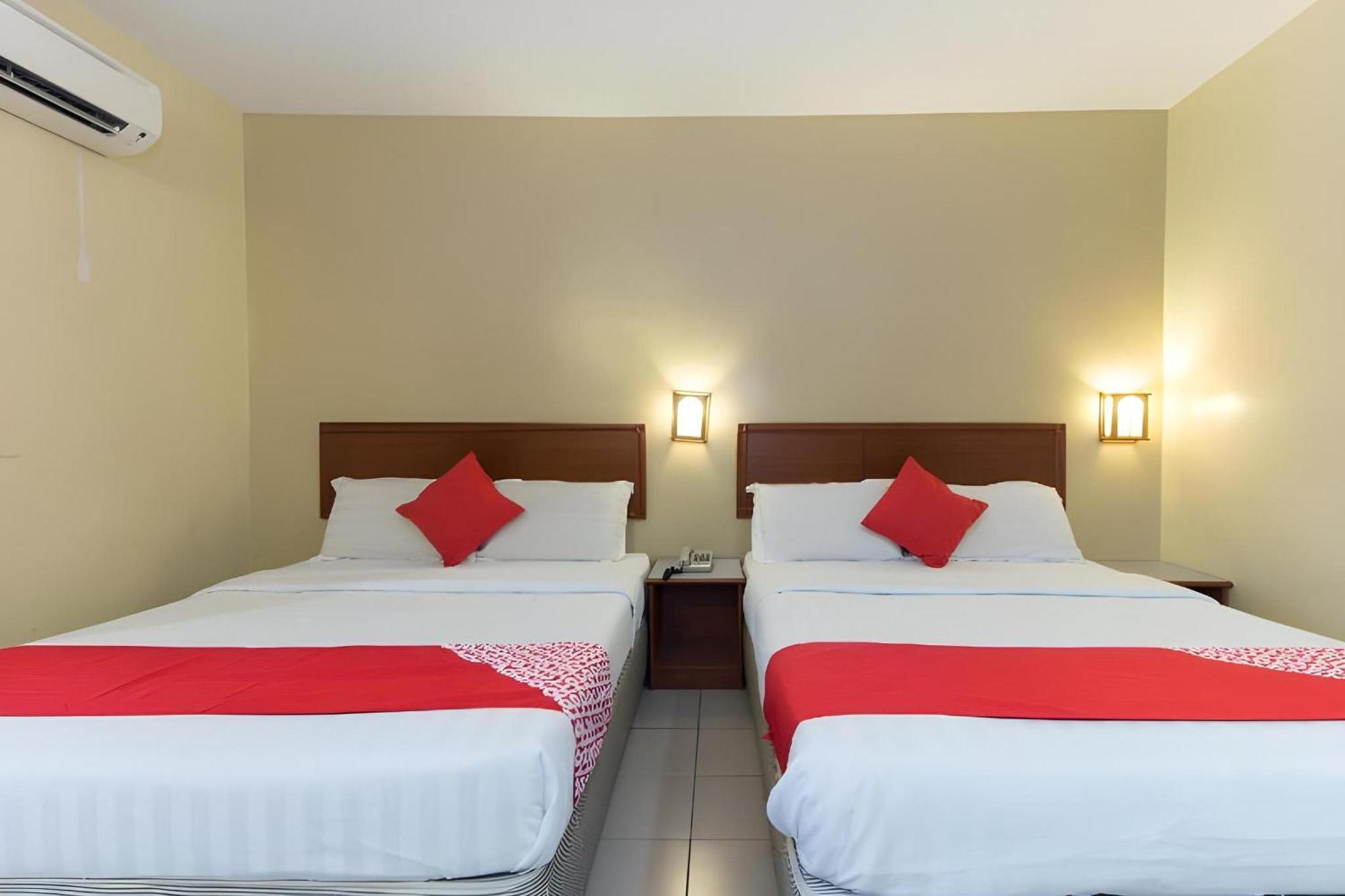 Super Oyo 447 Comfort Hotel Meru Klang Extérieur photo