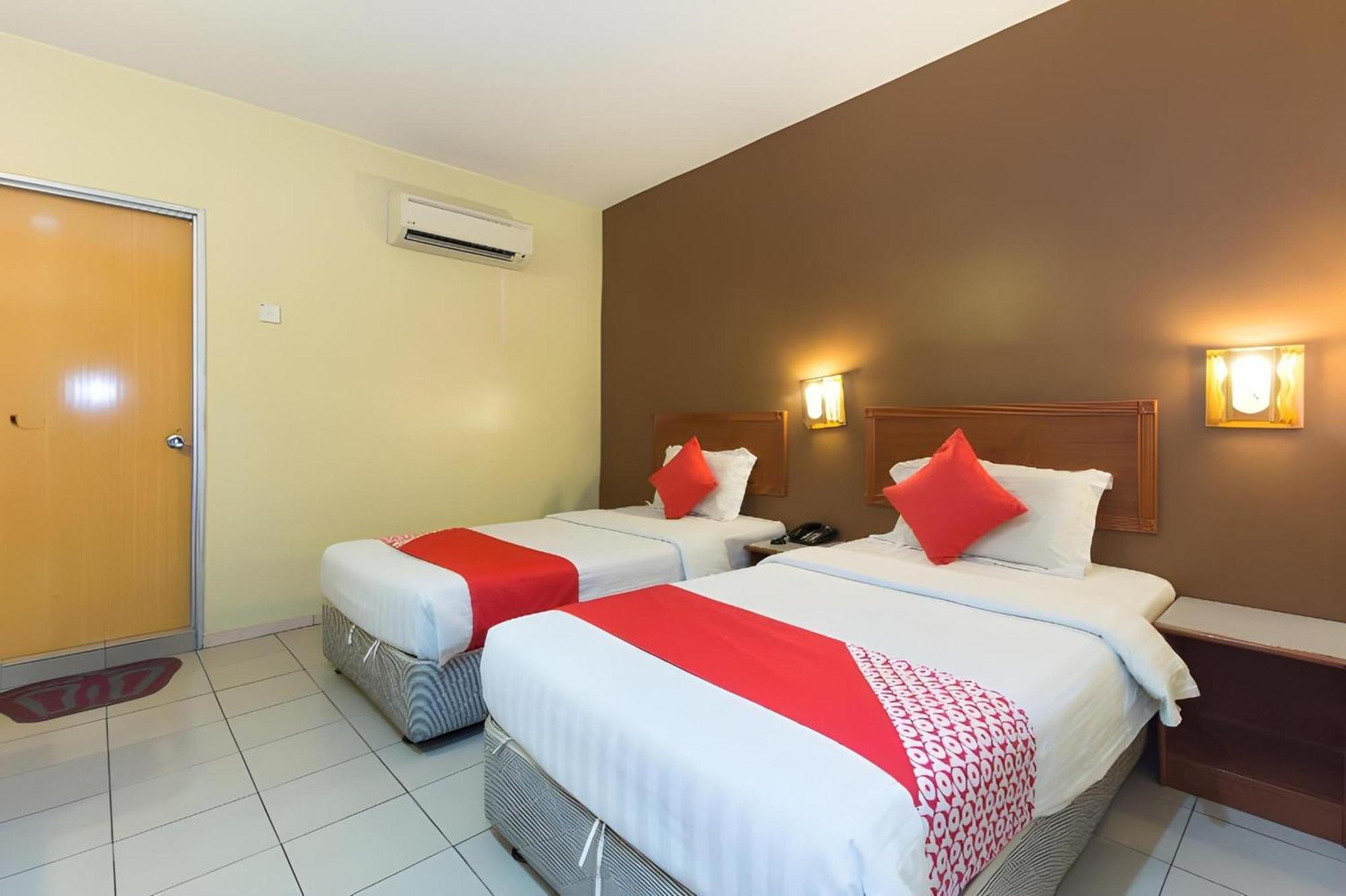 Super Oyo 447 Comfort Hotel Meru Klang Extérieur photo