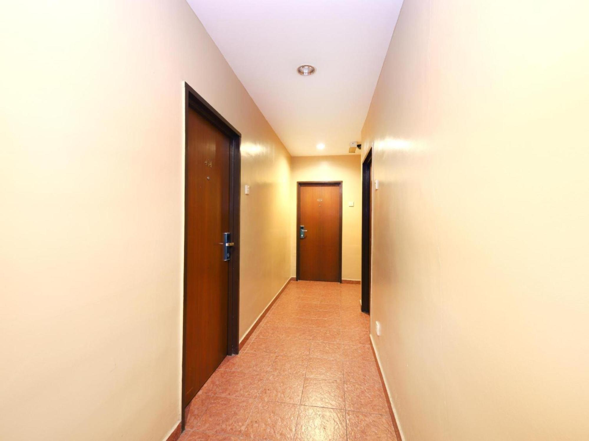 Super Oyo 447 Comfort Hotel Meru Klang Extérieur photo